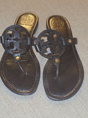 Tory Burch Cocoa Leather Logo Thong Sandals with Gold Studs